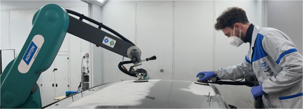 ISYBOT lève 7 millions d’euros pour industrialiser ses cobots de ponçage et accélérer en Europe